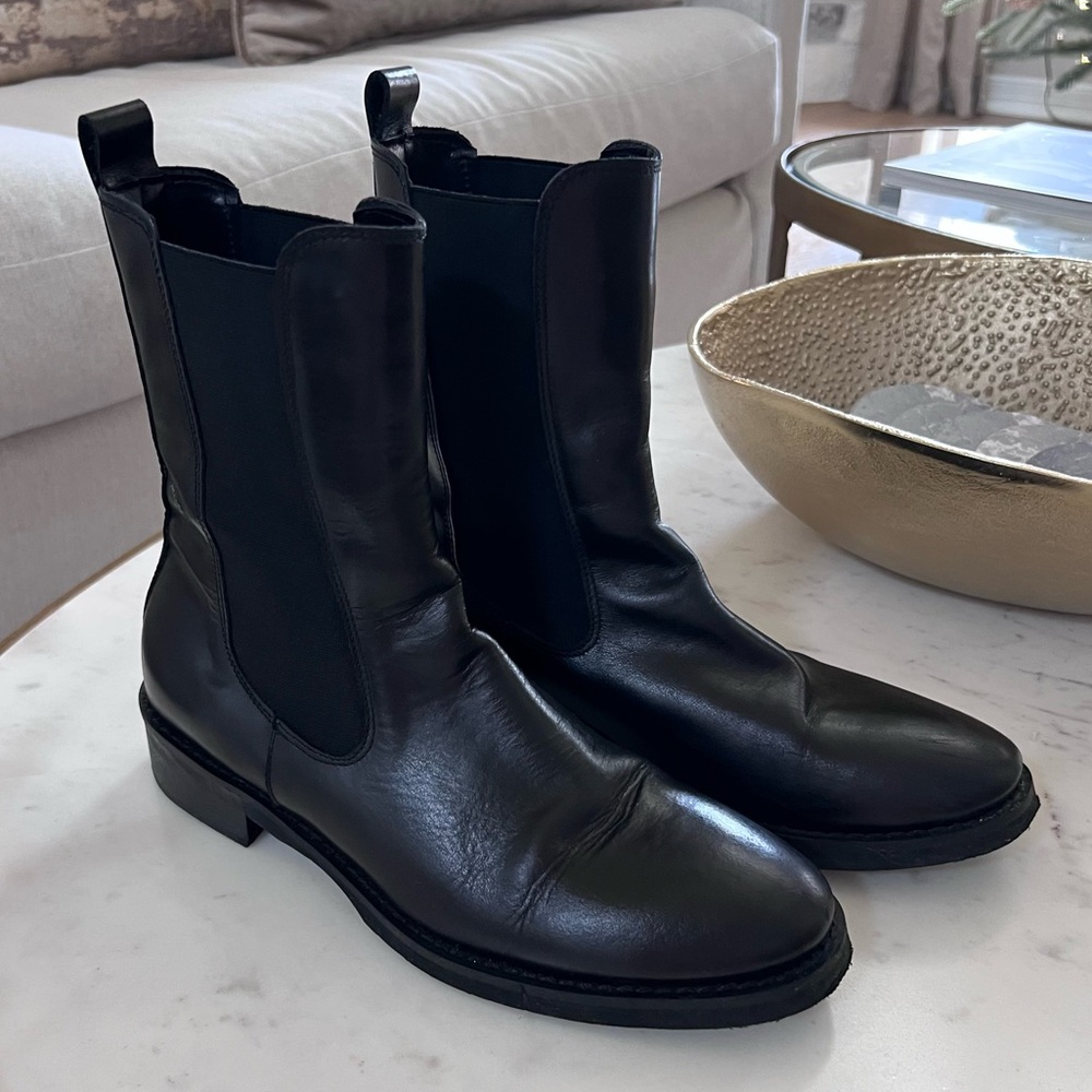 Women’s STM black boots size 39